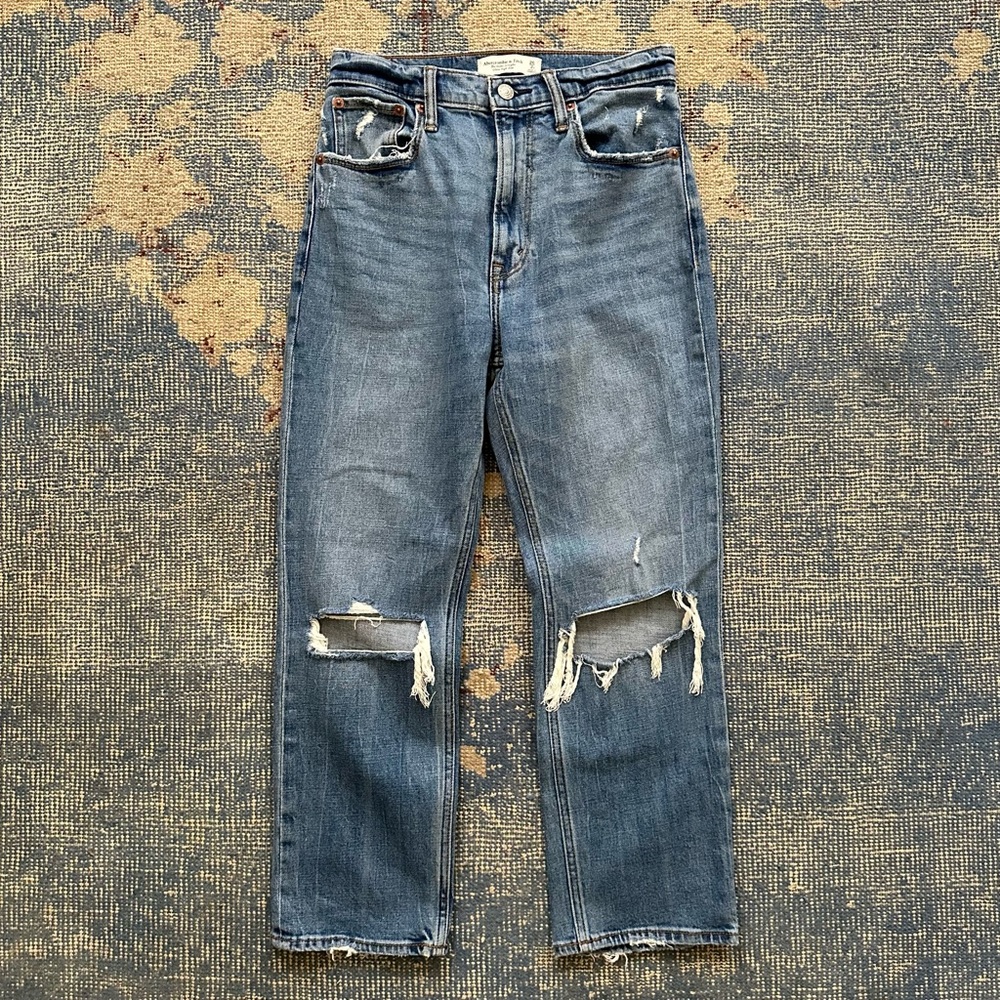 Abercrombie & Fitch Ultra High Rise Ankle Straight Jeans 26 Short - Picture 2 of 4